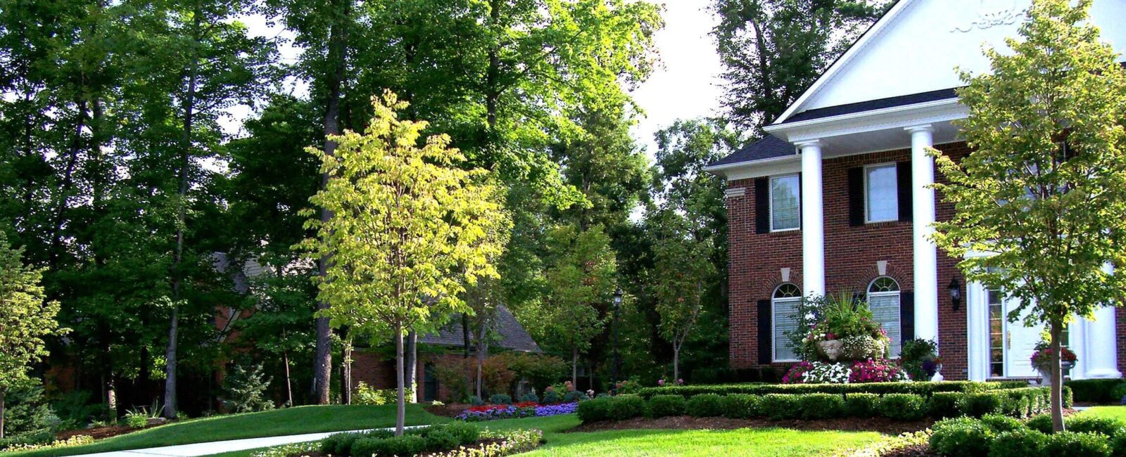 Bloomfield Hills, MI Landscaping Services